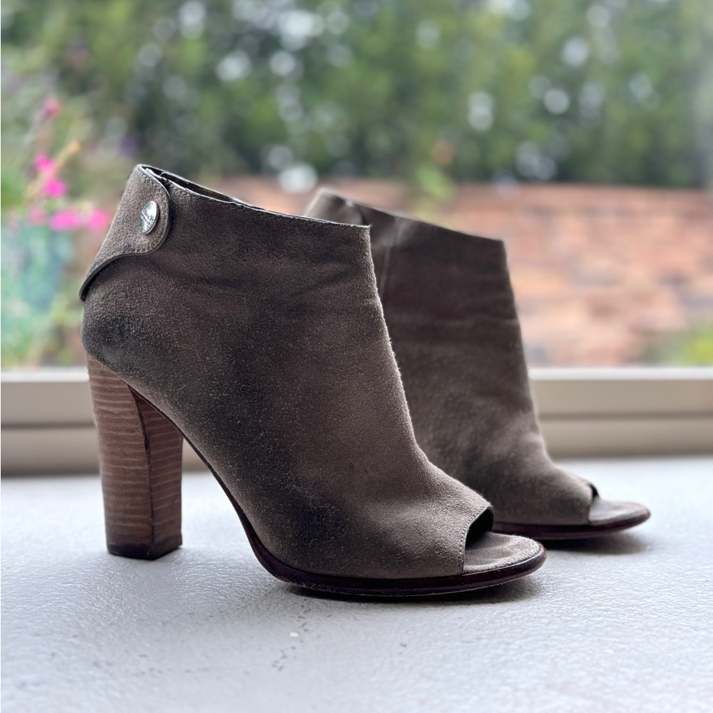 Coach Suede Peep Toe Booties • Taupe Gray • Women’s 7.5